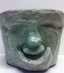 Smart Alex Moai Statue