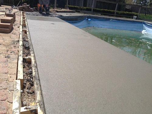 broomed concrete finish