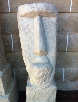 Bubba Moai Statue