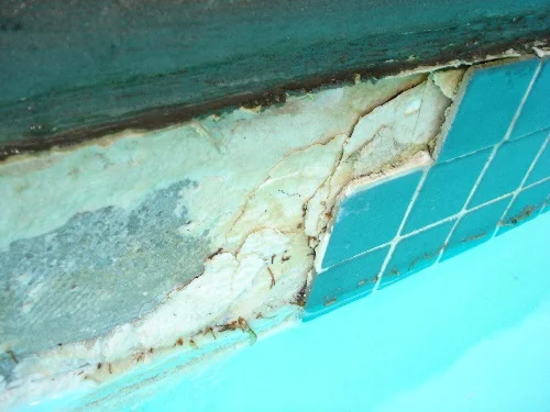 cracked concrete pool steps