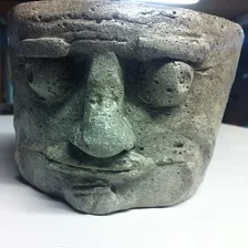 Me Gusta Moai Statue