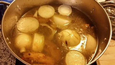 pho simmering in pot