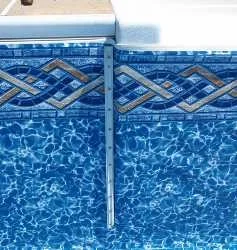 installing vinyl pool step