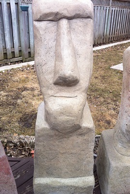 Tanner Moai Statue