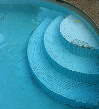 failed pool tile steps